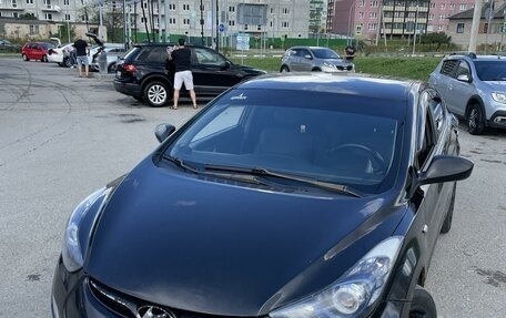 Hyundai Elantra V, 2013 год, 810 000 рублей, 1 фотография