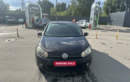 Volkswagen Golf VI, 2011 год, 800 000 рублей, 1 фотография