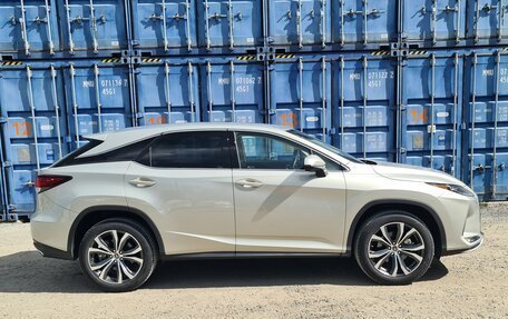 Lexus RX IV рестайлинг, 2022 год, 7 500 000 рублей, 1 фотография