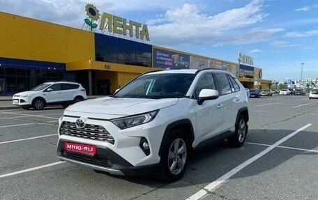 Toyota RAV4, 2020 год, 3 580 000 рублей, 1 фотография