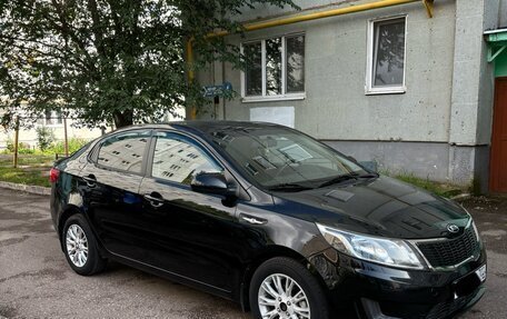 KIA Rio III рестайлинг, 2014 год, 870 000 рублей, 2 фотография