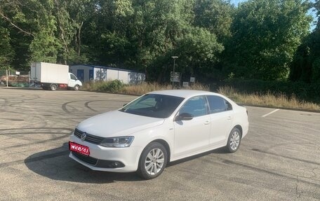 Volkswagen Jetta VI, 2013 год, 1 390 000 рублей, 1 фотография