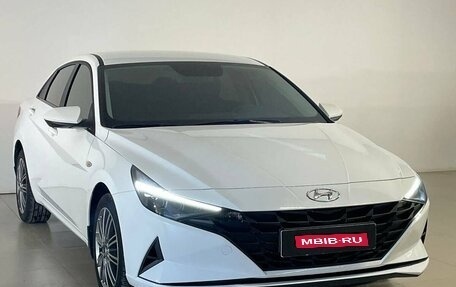 Hyundai Elantra, 2021 год, 2 375 000 рублей, 1 фотография