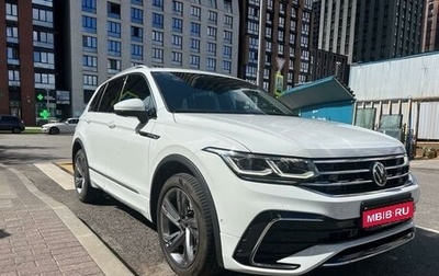 Volkswagen Tiguan II, 2021 год, 4 800 000 рублей, 1 фотография