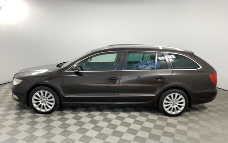 Skoda Superb III рестайлинг, 2012 год, 1 099 000 рублей, 4 фотография