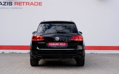 Volkswagen Touareg III, 2011 год, 2 099 000 рублей, 6 фотография