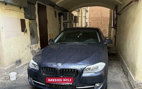 BMW 5 серия, 2012 год, 1 350 000 рублей, 3 фотография