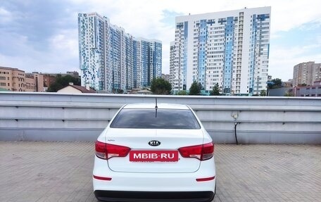 KIA Rio III рестайлинг, 2016 год, 1 230 000 рублей, 4 фотография