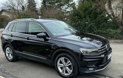 Volkswagen Tiguan II, 2020 год, 3 700 000 рублей, 1 фотография