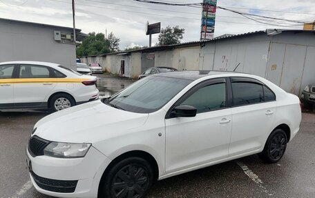 Skoda Rapid I, 2015 год, 560 000 рублей, 1 фотография