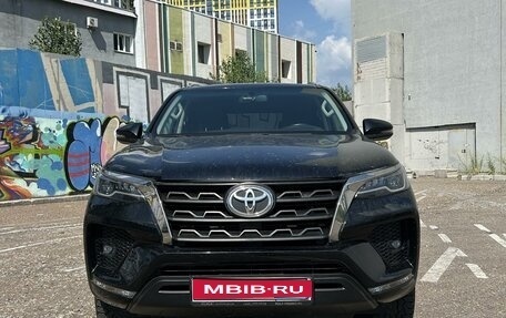 Toyota Fortuner II, 2021 год, 4 300 000 рублей, 1 фотография