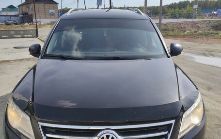 Volkswagen Tiguan I, 2010 год, 1 300 000 рублей, 1 фотография