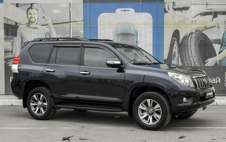 Toyota Land Cruiser Prado 150 рестайлинг 2, 2011 год, 3 129 000 рублей, 1 фотография