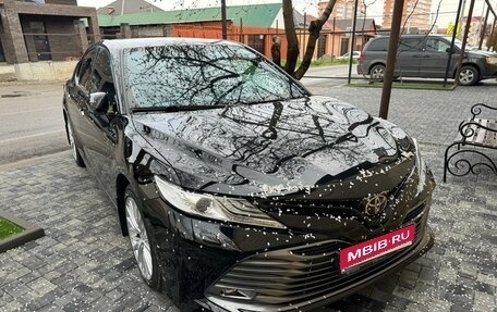 Toyota Camry, 2018 год, 2 900 000 рублей, 1 фотография