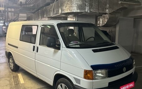 Volkswagen Transporter T4, 2001 год, 950 800 рублей, 1 фотография