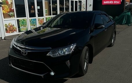 Toyota Camry, 2017 год, 1 900 000 рублей, 1 фотография