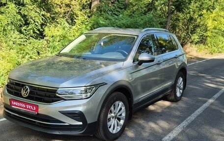 Volkswagen Tiguan II, 2021 год, 3 200 000 рублей, 1 фотография