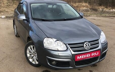 Volkswagen Jetta VI, 2008 год, 650 000 рублей, 4 фотография