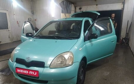 Toyota Yaris I рестайлинг, 1999 год, 290 000 рублей, 3 фотография