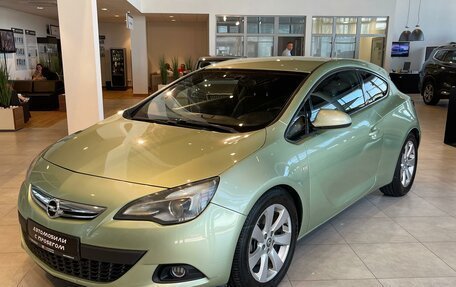 Opel Astra J, 2011 год, 695 000 рублей, 1 фотография