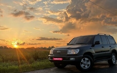 Toyota Land Cruiser 100 рестайлинг 2, 2006 год, 2 800 000 рублей, 1 фотография