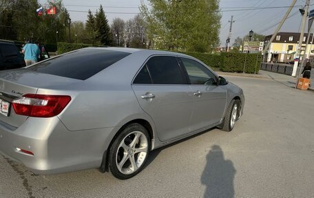 Toyota Camry, 2011 год, 1 980 000 рублей, 4 фотография