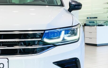 Volkswagen Tiguan II, 2021 год, 3 377 000 рублей, 8 фотография