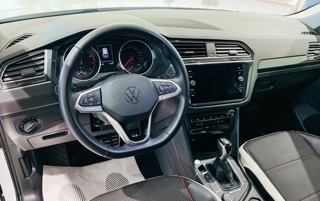 Volkswagen Tiguan II, 2021 год, 3 377 000 рублей, 12 фотография