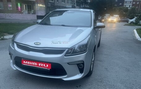 KIA Rio IV, 2017 год, 1 100 000 рублей, 4 фотография