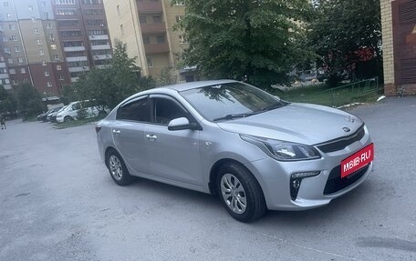 KIA Rio IV, 2017 год, 1 100 000 рублей, 5 фотография