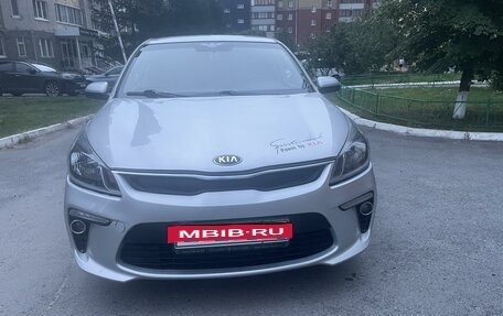 KIA Rio IV, 2017 год, 1 100 000 рублей, 3 фотография