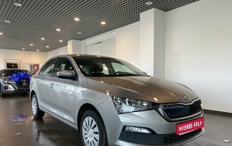 Skoda Rapid II, 2021 год, 1 805 000 рублей, 1 фотография