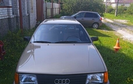 Audi 100, 1983 год, 130 000 рублей, 1 фотография