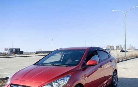 Hyundai Solaris II рестайлинг, 2011 год, 850 000 рублей, 1 фотография