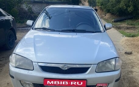 Mazda 323, 1999 год, 250 000 рублей, 1 фотография