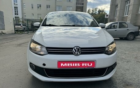 Volkswagen Polo VI (EU Market), 2011 год, 620 000 рублей, 1 фотография