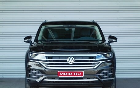 Volkswagen Touareg III, 2019 год, 4 850 000 рублей, 1 фотография