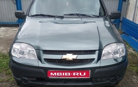 Chevrolet Niva I рестайлинг, 2011 год, 545 000 рублей, 1 фотография