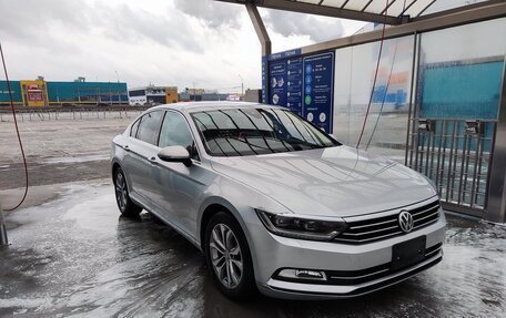 Volkswagen Passat B8 рестайлинг, 2015 год, 1 889 990 рублей, 6 фотография