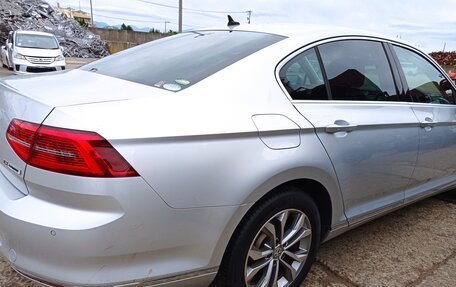 Volkswagen Passat B8 рестайлинг, 2015 год, 1 889 990 рублей, 8 фотография