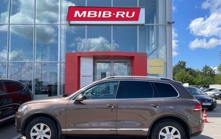 Volkswagen Touareg III, 2013 год, 2 335 000 рублей, 8 фотография