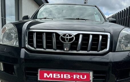 Toyota Land Cruiser Prado 120 рестайлинг, 2003 год, 1 745 000 рублей, 1 фотография