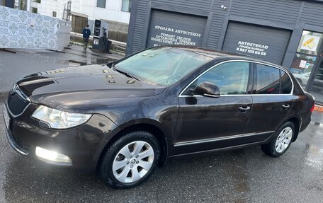 Skoda Superb III рестайлинг, 2012 год, 1 300 000 рублей, 1 фотография