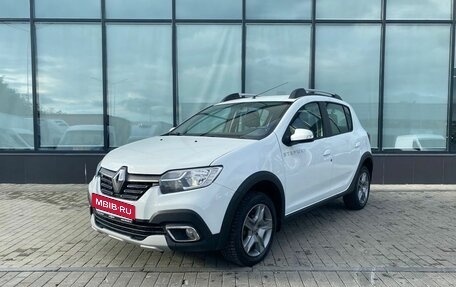 Renault Sandero II рестайлинг, 2019 год, 1 100 000 рублей, 1 фотография