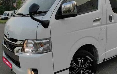 Toyota HiAce H200, 2021 год, 5 250 000 рублей, 1 фотография