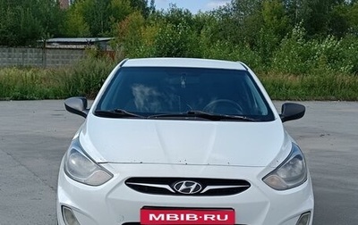 Hyundai Solaris II рестайлинг, 2012 год, 665 000 рублей, 1 фотография