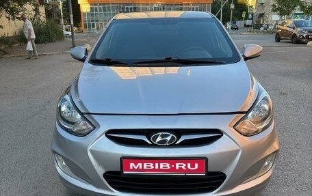 Hyundai Solaris II рестайлинг, 2011 год, 790 000 рублей, 1 фотография