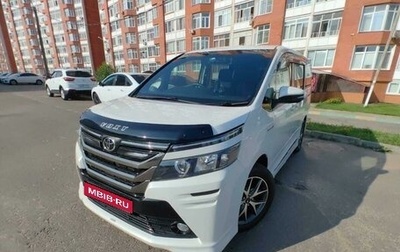 Toyota Voxy III, 2014 год, 1 870 000 рублей, 1 фотография