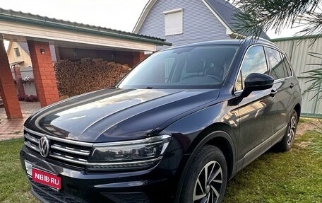 Volkswagen Tiguan II, 2018 год, 2 550 000 рублей, 1 фотография