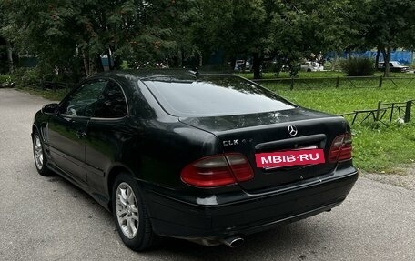 Mercedes-Benz CLK-Класс, 2001 год, 360 000 рублей, 5 фотография